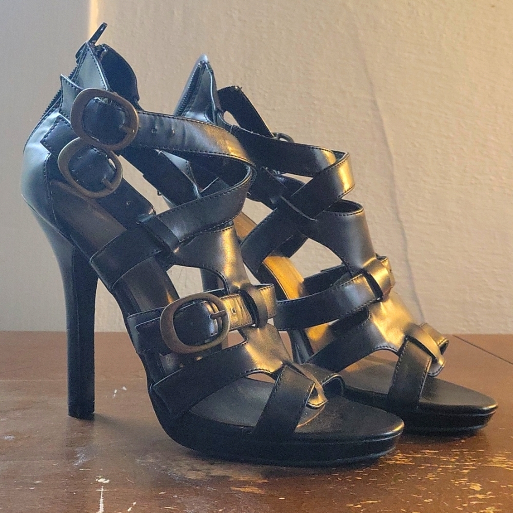Delicious brand, 9.5 size, black, strapy high heel shoe